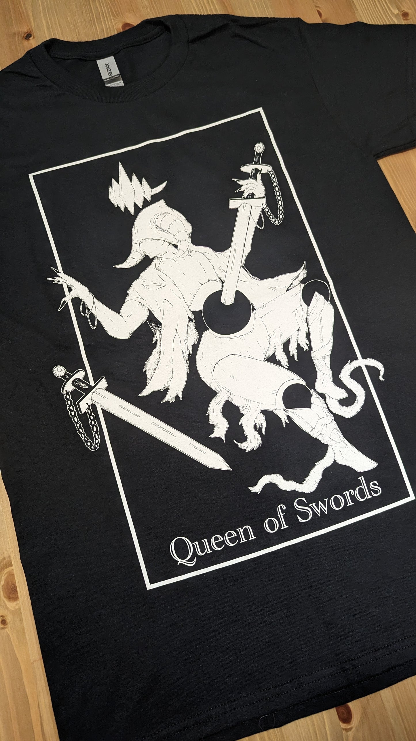 Shirt - Queen of Swords